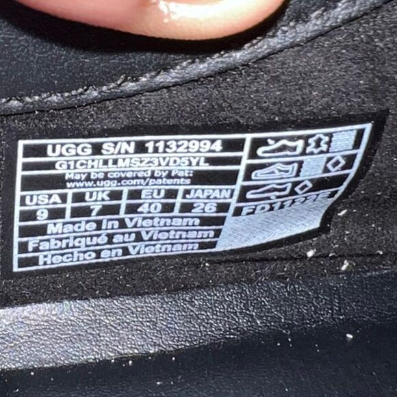 UGG Ashton Platform Loafer 1132994 White / Black Women's 9 - Picture 10 of 11